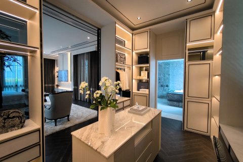 Villa in Bangkok, Thailand 6 bedrooms № 165458 - photo 8