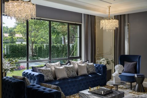 Villa in Bangkok, Thailand 6 Schlafzimmer № 165454 - Foto 26