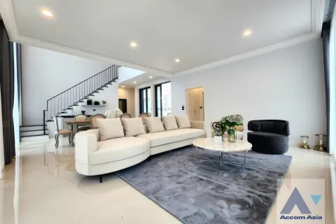 Haus in Bang Kapi, Bangkok, Thailand 4 Schlafzimmer № 217011 - Foto 2