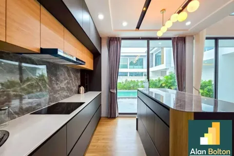Casa de 3 dormitorios en Pattaya, Tailandia № 210812 - foto 8