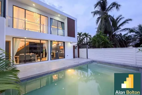 Casa de 3 dormitorios en Pattaya, Tailandia № 210812 - foto 3