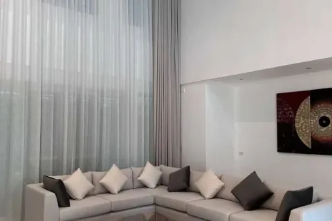 Casa de 5 dormitorios en Pattaya, Tailandia № 210817 - foto 18