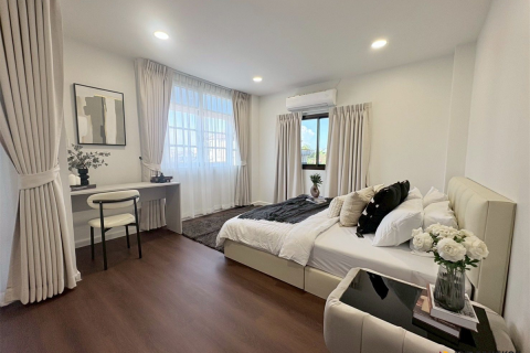 Townhouse in Bangkok, Thailand 4 bedrooms № 190462 - photo 15