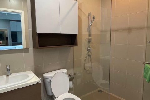 Кондоминиум с 2 спальнями в Кхлонг Сане, Бангкок, Таиланд № 138559 - фото 8
