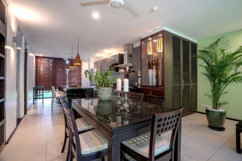 Condo à Phuket, Thaïlande, 2 chambres  № 138556 - photo 9