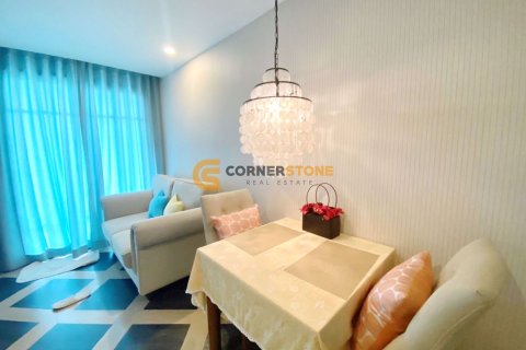 Studio dans le Condo sur Jomtien Beach, Pattaya, Thaïlande  № 204963