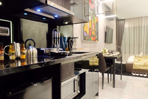 Condo in Pattaya, Thailand, 1 bedroom  № 204962 - photo 2