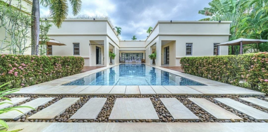 Villa à Phuket, Thaïlande 4 chambres № 164705