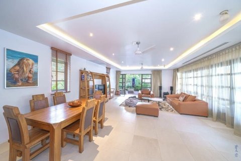 Villa à Phuket, Thaïlande 4 chambres № 164705 - photo 10