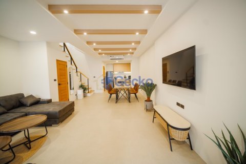 House in Pattaya, Thailand 3 bedrooms № 196318 - photo 7