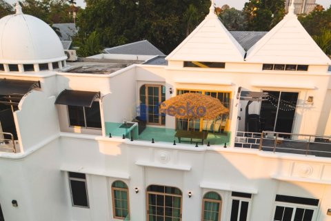 House in Pattaya, Thailand 3 bedrooms № 196318 - photo 28