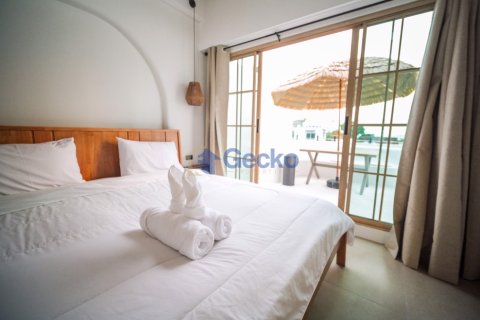 House in Pattaya, Thailand 3 bedrooms № 196318 - photo 18