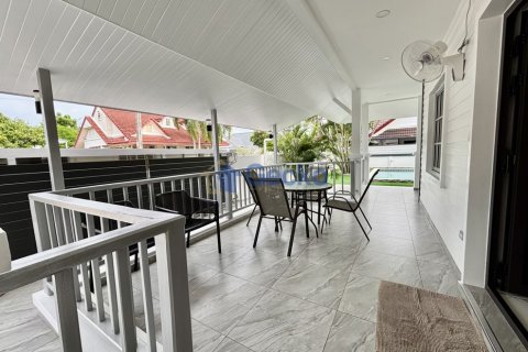 Haus in Pattaya, Thailand 3 Schlafzimmer № 196321 - Foto 4