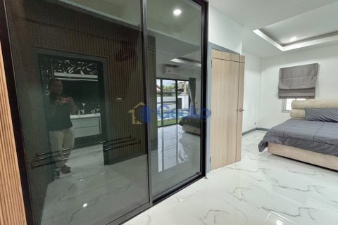 Haus in Pattaya, Thailand 3 Schlafzimmer № 196321 - Foto 30