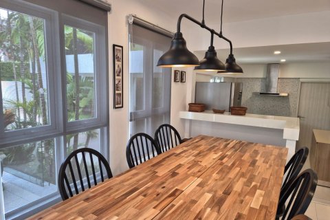 Villa in Ko Samui, Thailand 3 bedrooms № 151552 - photo 8