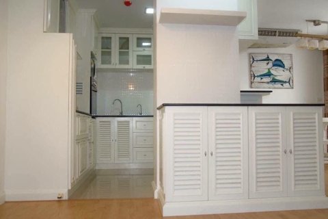 Studio dans le Condo à Khlong Toei, Bangkok, Thaïlande  № 151556 - photo 8