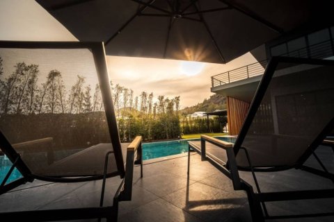 Вилла в Хуа Хине, Таиланд с 5 спальнями  № 156361 - фото 5