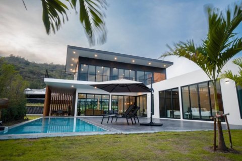 Вилла в Хуа Хине, Таиланд с 5 спальнями  № 156361 - фото 3