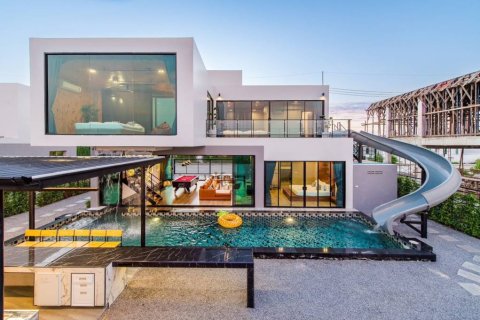 Вилла в Хуа Хине, Таиланд с 4 спальнями  № 156357 - фото 2