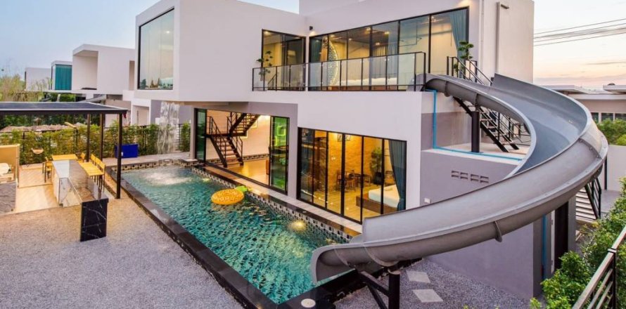 Вилла в Хуа Хине, Таиланд с 4 спальнями  № 156357