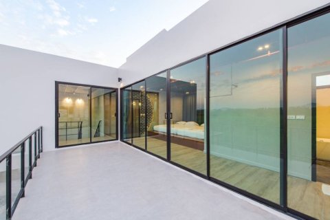 Вилла в Хуа Хине, Таиланд с 4 спальнями  № 156357 - фото 9