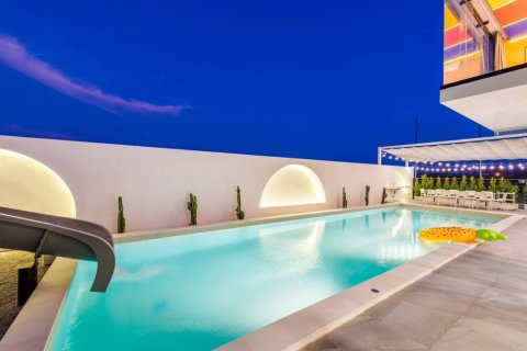 Вилла в Хуа Хине, Таиланд с 4 спальнями  № 156358 - фото 4