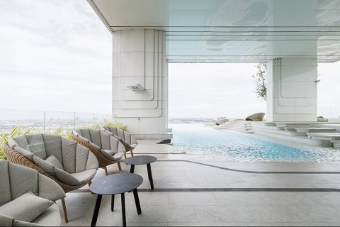 Condo in Samut Prakan, Thailand, 2 bedrooms  № 139721 - photo 17