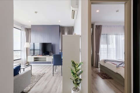Condo in Samut Prakan, Thailand, 2 bedrooms  № 139721 - photo 4