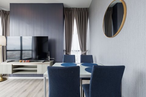 Condo in Samut Prakan, Thailand, 2 bedrooms  № 139721 - photo 7