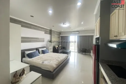 Estudio en el condominio en Jomtien Beach, Pattaya, Tailandia № 212303 - foto 12