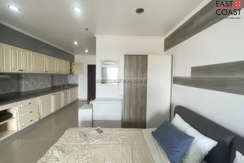 Estudio en el condominio en Jomtien Beach, Pattaya, Tailandia № 212303 - foto 4
