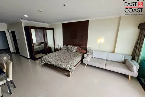 Estudio en el condominio en Jomtien Beach, Pattaya, Tailandia № 212299 - foto 12