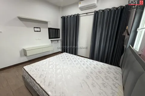 Casa de 4 dormitorios en Pattaya, Tailandia № 212302 - foto 6
