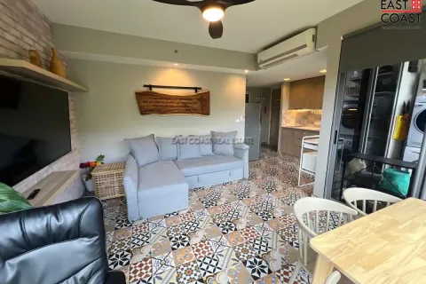 Condominio de 2 dormitorios en Pattaya, Tailandia № 212297 - foto 2