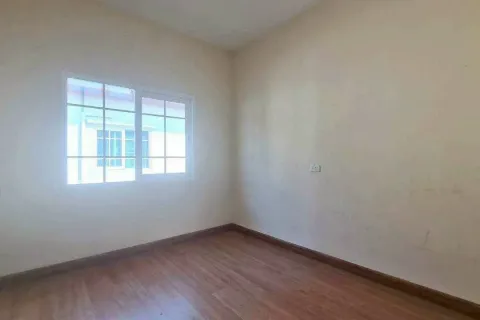 Townhouse à Bang Kruai, Thaïlande 4 chambres № 163227 - photo 6