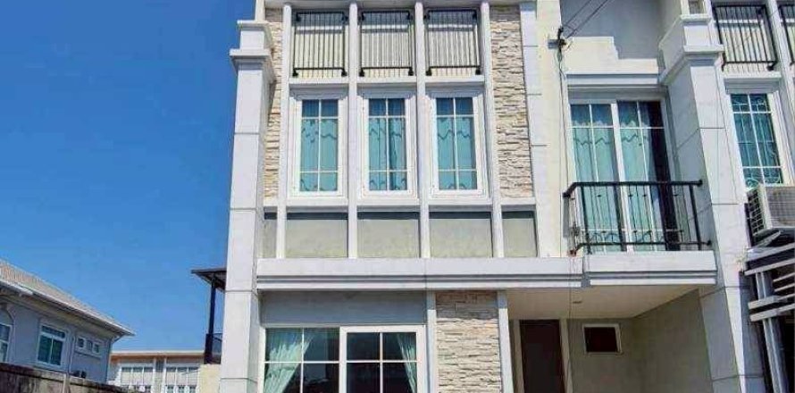 Townhouse à Bang Kruai, Thaïlande 4 chambres № 163227