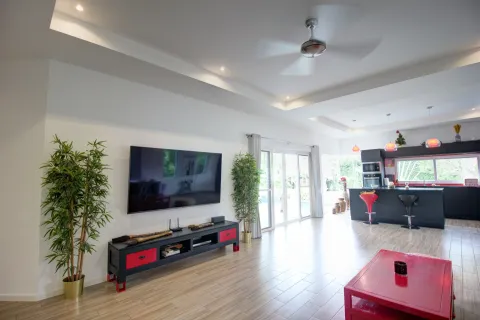 Villa in Hua Hin, Thailand 4 bedrooms № 163225 - photo 7