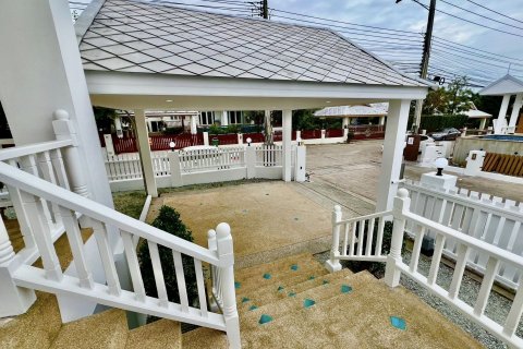 Villa in Pattaya, Thailand 3 bedrooms № 145990 - photo 17