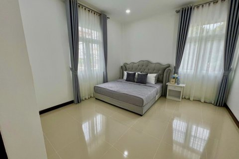 Villa in Pattaya, Thailand 3 bedrooms № 145990 - photo 10