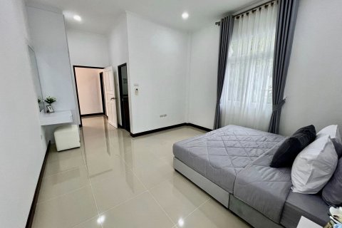 Villa in Pattaya, Thailand 3 bedrooms № 145990 - photo 12