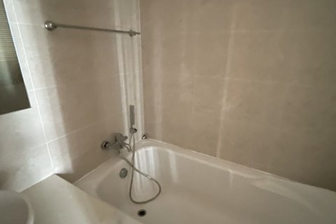 Studio dans le Condo à Khlong Toei, Bangkok, Thaïlande № 169469 - photo 7