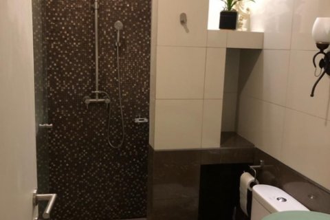 Condo à Khlong San, Bangkok, Thaïlande, 2 chambres  № 169464 - photo 6