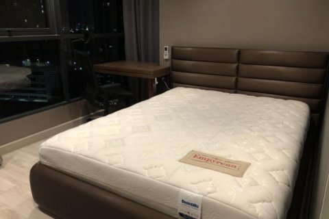 Condo à Khlong San, Bangkok, Thaïlande, 2 chambres  № 169464 - photo 4