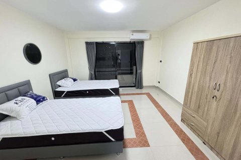 Townhouse in Bangkok, Thailand 4 bedrooms № 169468 - photo 9