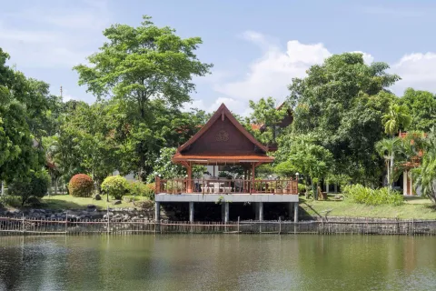 Вилла в Чантхабури, Таиланд с 7 спальнями  № 169463 - фото 2