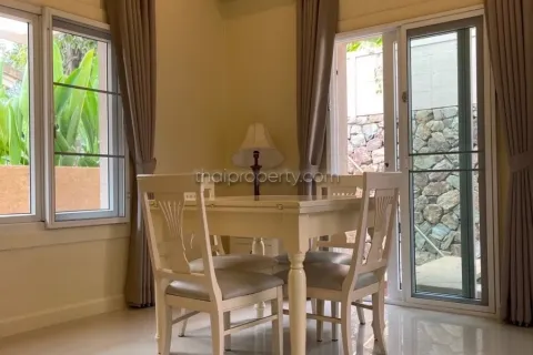 Casa de 3 dormitorios en Pattaya, Tailandia № 212714 - foto 8
