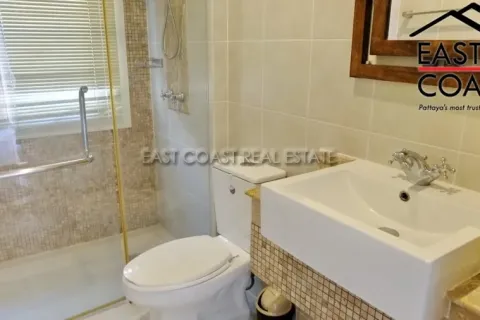 Casa de 3 dormitorios en Pattaya, Tailandia № 212714 - foto 15
