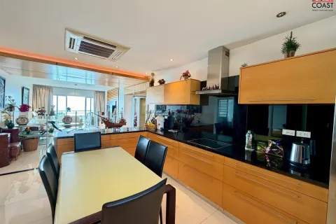 Condominio de 3 dormitorios en Pattaya, Tailandia № 212712 - foto 4