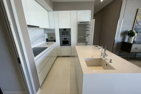 Condo in Watthana, Bangkok, Thailand, 2 bedrooms  № 137934 - photo 12