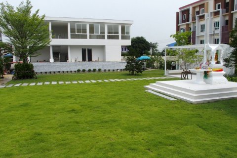 Townhouse in Lat Krabang, Bangkok, Thailand 3 bedrooms № 137936 - photo 16